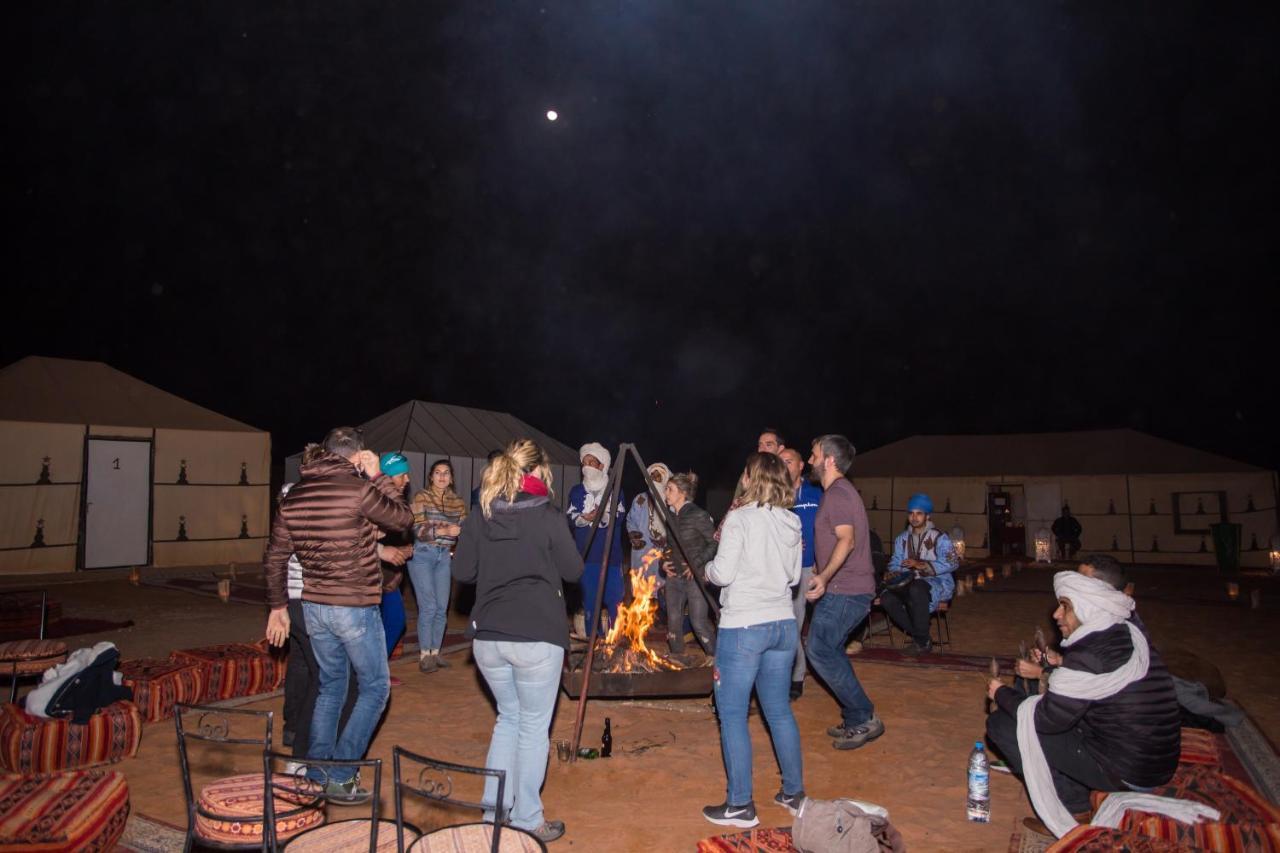 Azawad Luxury Desert Camp Мерзуга Экстерьер фото