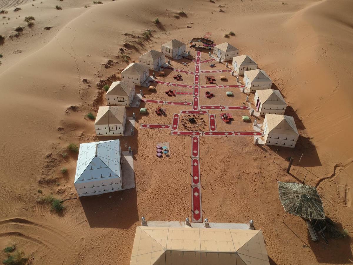 Azawad Luxury Desert Camp Мерзуга Экстерьер фото