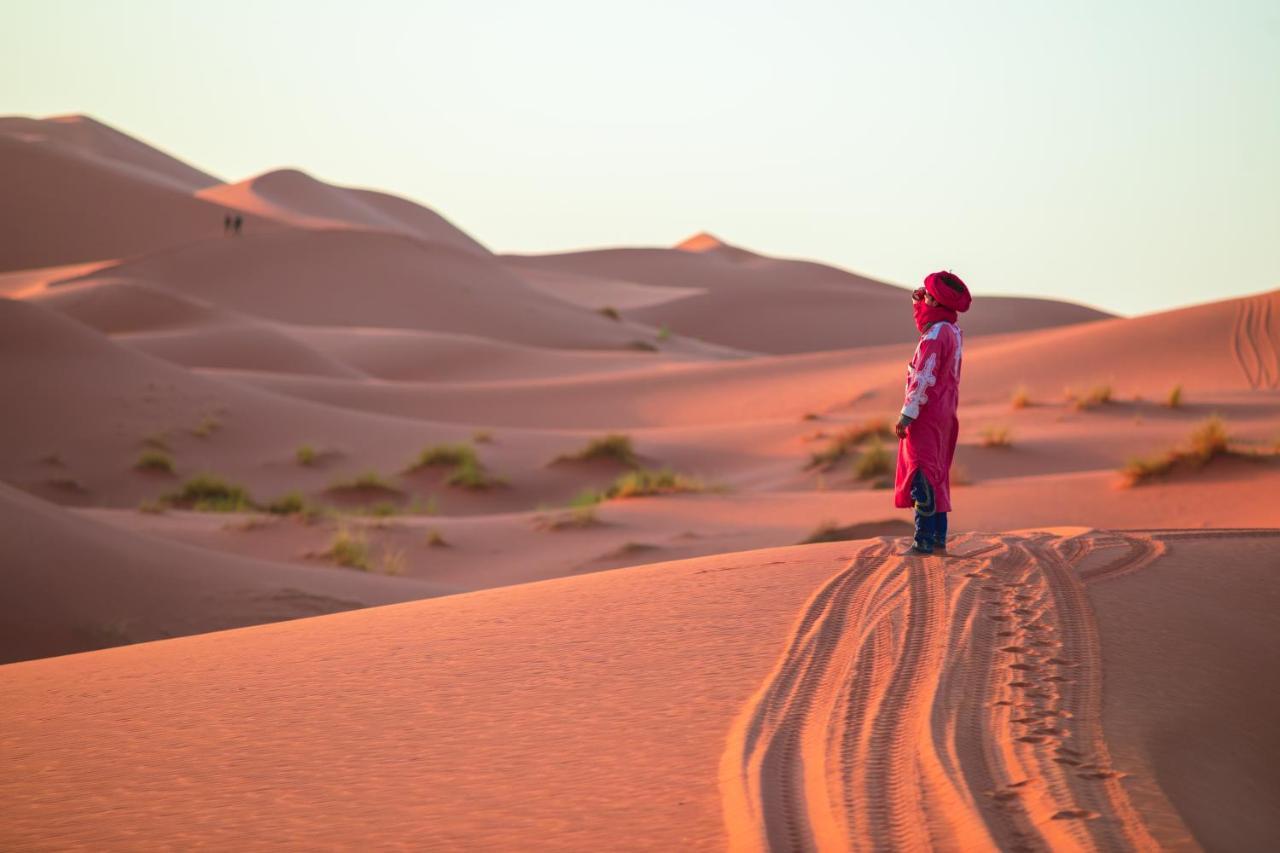 Azawad Luxury Desert Camp Мерзуга Экстерьер фото